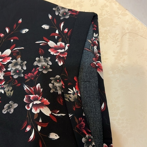 Shein 2XL Floral Short Sleeve Blouse/Top - Picture 5 of 8